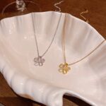 Flower-Shaped Necklace - Image 3
