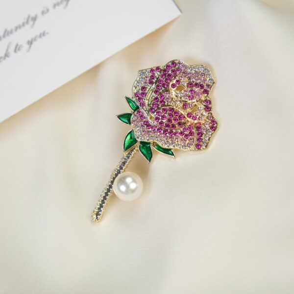 Rose-Shaped Brooch