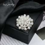 Round Pearl Brooch - Image 2