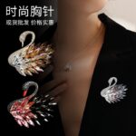 Women's Crystal Swan Classic Brooch