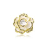 Flower-Shaped Brooch with Pearl - Image 2