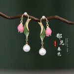 Romantic Retro French Tulip Earrings with Pearl Pendant - Image 2