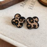 Leopard Earring in Clover Shape - Image 2