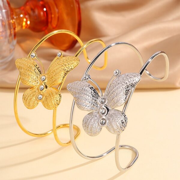 Titanium Steel Bracelet with Butterfly and Garland