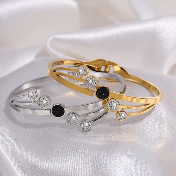 Titanium Steel Bracelet Round Tulip