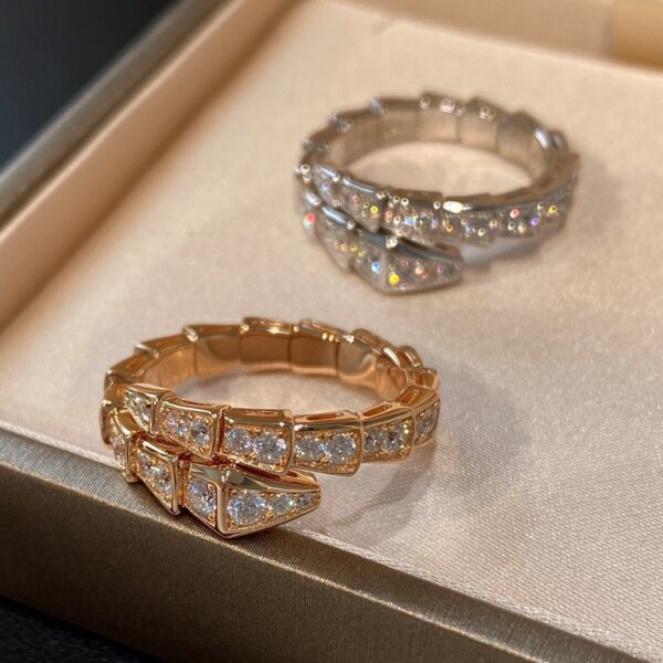 Snake Bone Ring with Diamond