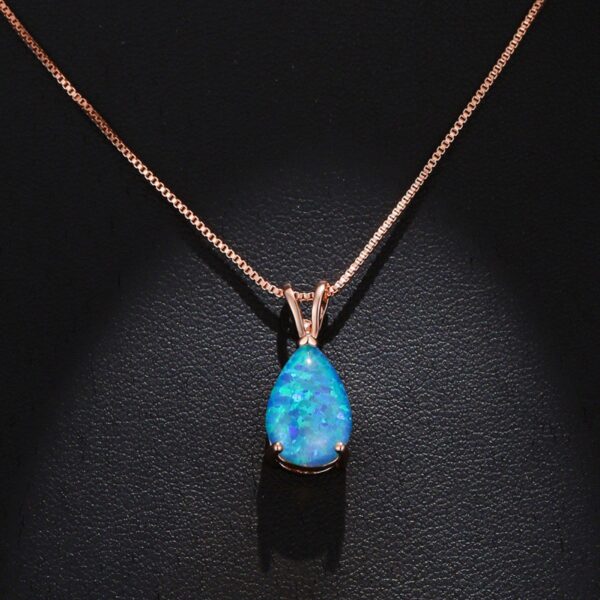 Necklace with Water Drop-Shaped Opal Pendant